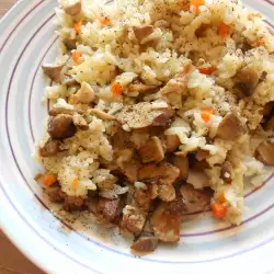 Ориз с месо и моркови