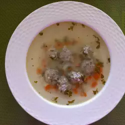 Супа с кайма и белтъци