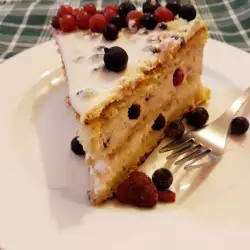 Пандишпанова торта с плодове