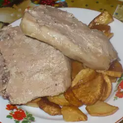 Картофи с месо и прясно мляко