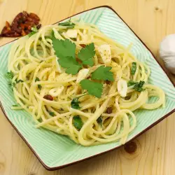 Спагети с люти чушки без месо