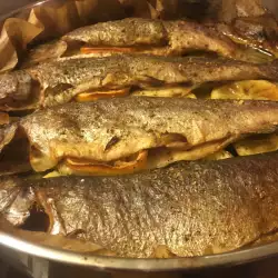 Печена риба с магданоз