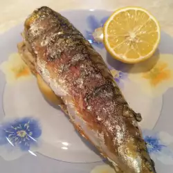 Печена риба с лимонов сок