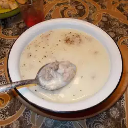 Свинска супа с пикантина