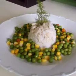 Диетично пиле с ориз и задушени зеленчуци