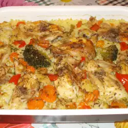 Пилешко с ориз и зеленчуци на фурна