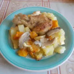 Гювеч с картофи и пилешко