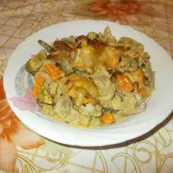 Пилешко със зеленчуци и сметана на фурна