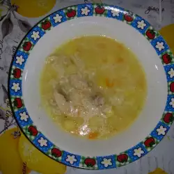 Пилешка супа с картофи и пилешки бульон
