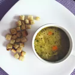 Пилешка супа с фиде и зеленчуков бульон