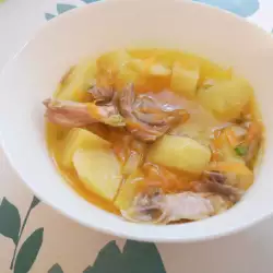 Пилешка супа за деца с лук