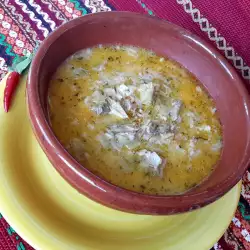 Пилешка супа с ориз и сметана
