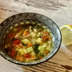 Пилешка супа с много зеленчуци
