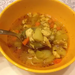Пилешка супа с ориз и моркови