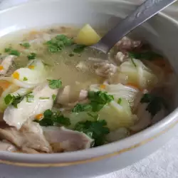 Пилешка супа с фиде и лук