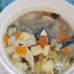 Супа с пилешки фенер и зеленчуци