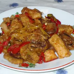 Пиле със зеленчуци в сладко-кисел сос