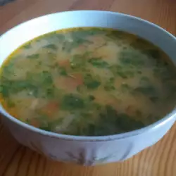 Пилешка супа с магданоз