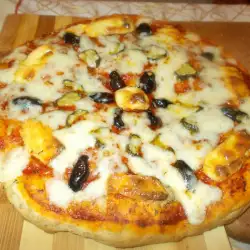 Пица с Кисели Краставички
