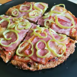Пица с шунка и моцарела