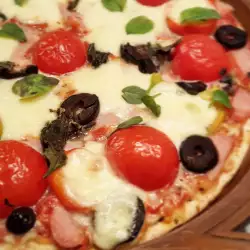 Пица по италиански с чери домати