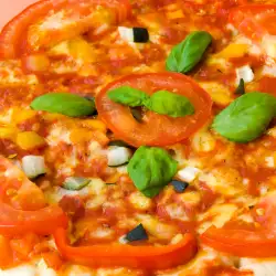 Пица със сирена и царевица