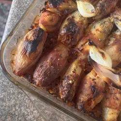 Лучени сарми със зеленчукова плънка