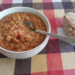 Супа от червена леща с лук