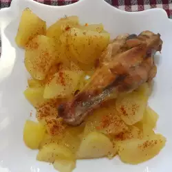 Пресни картофи на фурна с пуешко