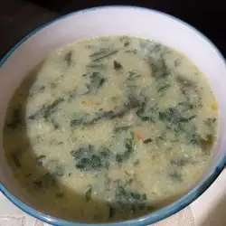Супа от коприва със зелен лук