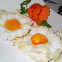 Запечени яйца в облак