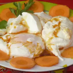 Яйца по панагюрски с кисело мляко