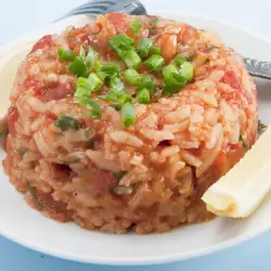 Гювеч с ориз и домати
