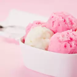 Десерт със сладолед без яйца