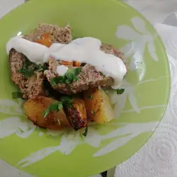 Руло стефани с моркови и чеснов сос