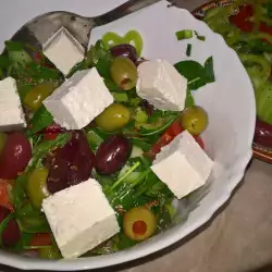Зеленчукова салата с чушки