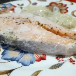 Риба в сос с бульон