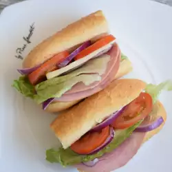 Студени сандвичи с кашкавал