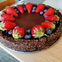 Шоколадов десерт с горски плодове