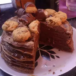 Шоколадова торта с бисквити и сметана