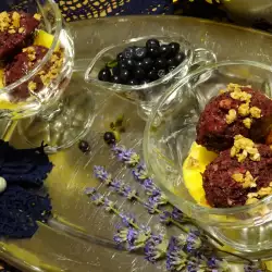 Плодов десерт и боровинки