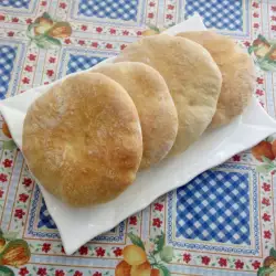Хлебчета с прясна мая