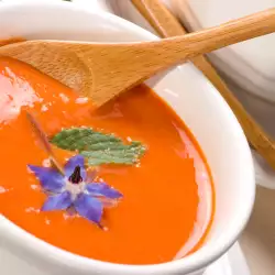 Крем супа от моркови с люти чушки