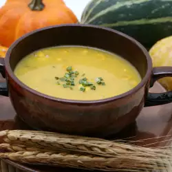 Крем супа от тиквички и царевица