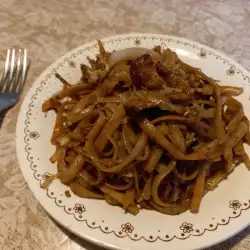 Спагети на фурна със свинско