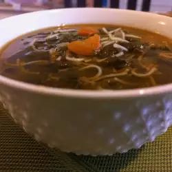 Спаначена супа с моркови