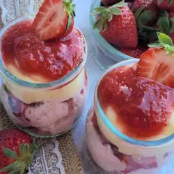 Десерт с ягоди и маскарпоне