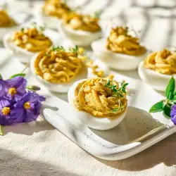 Пълнени яйца Мимоза - класика за Великден