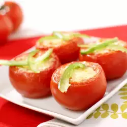 Пълнени домати със зехтин