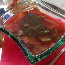 Гъбена супа с червено цвекло